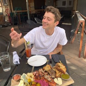 Meet your Posher, Hope